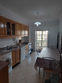 Arrendo T3 em Monte Gordo