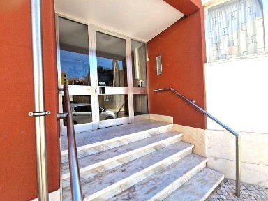 T2+1 São João Estoril