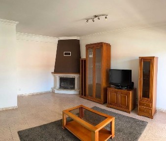 Magnífico apartamento T3 com Garagem no Camarção da Nazaré