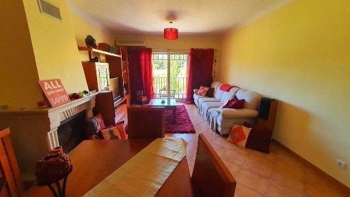 Moradia T4 em Vila Nova da Caparica - LER ATENTAMENTE TODO O ANUNCIO