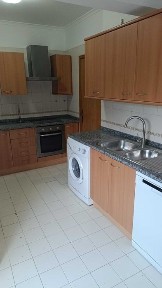T1 to rent near Cascais/ Alugo T1 outeiro de polima/Cascais