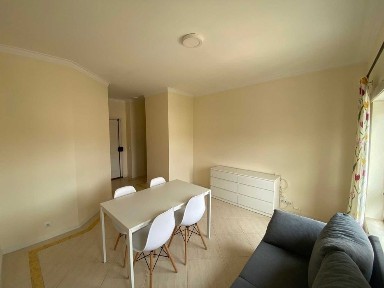 Arrendamento T1 Bairro Norton Matos