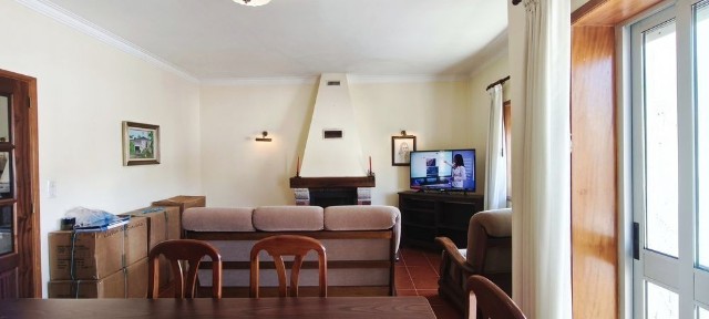 Apartamento T3 com varandas, garagem e sótão