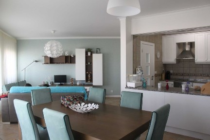 Apartamento Mobilado e Equipado com Vista Mar-São Martinho do Porto