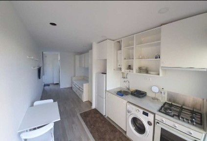 Estudio COM JARDIM FRENTE E TRÁS NO CENTRO DA CHARNECA