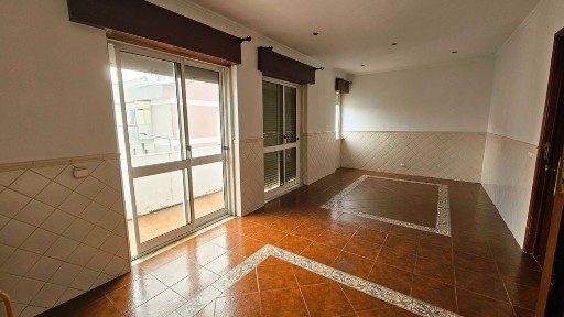 T2 em PAIVAS - LER ATENTAMENTE TODO O ANUNCIO