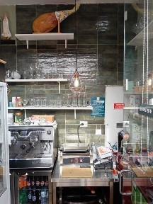 Traspasse Café, Camara de Gaia