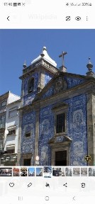 Se Aluga Via Santa Catarina (Bolhão) Metro a 30 segundos.