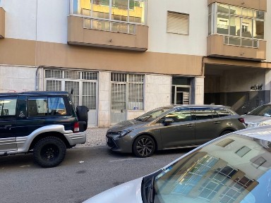 Loja com muita luminuzidade