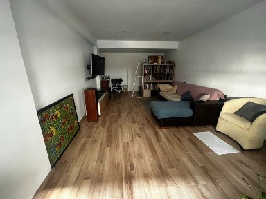 T2 Renovado em Queluz. Excelente localização.