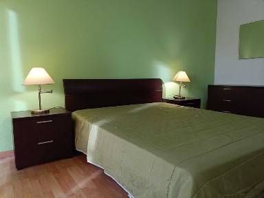 oportunidade única - elegante t1 na 1ª linha frente ao mar