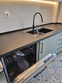 T3 Remodelado a Estrear com Vista Rio 2 wcs estilo eclético - Algés