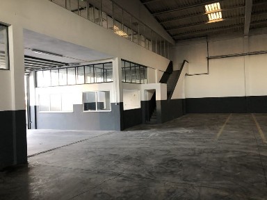Aluga se pavilhao industrial em cesar