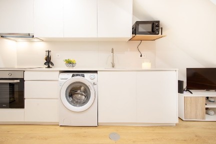 Apartamento T1 - Disponível 1 de Dezembro - 30 Março