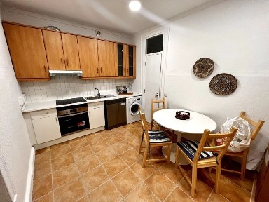 Apartamento T2 + 1 (baixa de Setúbal) remodelado e equipado