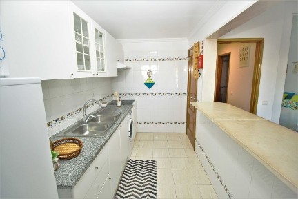 Arrenda-se T0 de Dezembro até Maio 2026