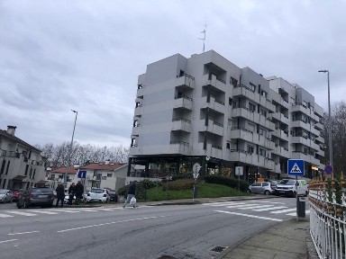 Apartamento T1, no centro, Guimarães em prédio dos anos 90