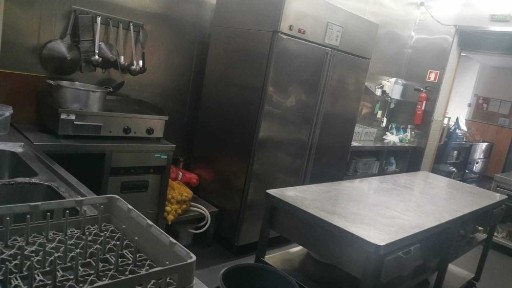 Restaurante em Pleno Funcionamento no Porto - Pronto a Faturar