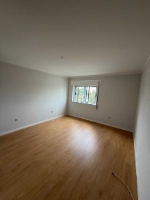 Aluga-se T2+1 impecável - Oliveira do Douro