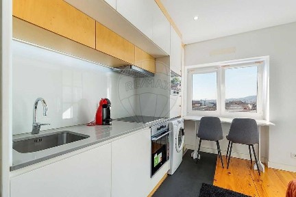 apartamento T1 novo junto a estação de campanha