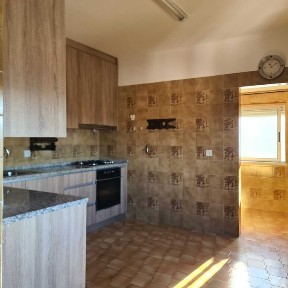 T3 arrenda-se junto Intermarché Santa Clara