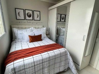 T-2 Mobilado+ equipado. Centro Lisboa. Só renda+ caução.DISPONÍVEL.