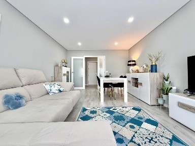 Apartamento T3 Remodelado em Ferreiros