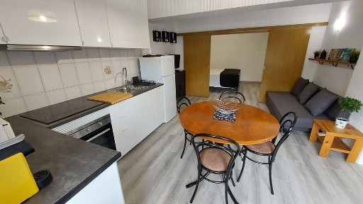 Apartamento T1 em Quarteira disponível até ao final de Junho