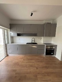 Apartamento Renovado Com Logradouro T3 - 149m2