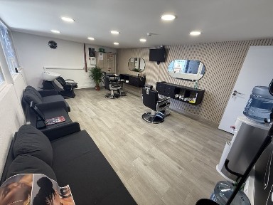 Barbearia ou salao pronta a trabalhar