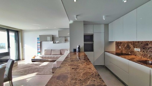 Apartamento T2+1 na Avenida dos Banhos - Póvoa de Varzim