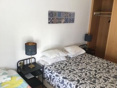 Apartamento T1 - Estacionamento Coberto