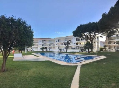 T2 Vilamoura p/6p, zona privilegiada, WIFI. Jardim e piscina.