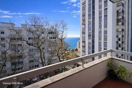 Apartamento t2 à venda Vista Mar | Varanda + Arrecadação