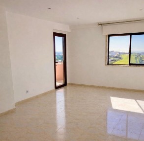 T2 Renovado | Vista Mar & Golfe | 9.º Andar | Junto ao Taguspark