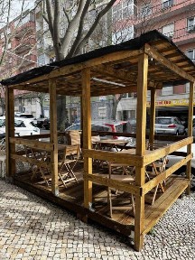 Café Snack-Bar Equipado para Trespasse em Alcântara