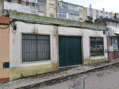 Vendo Armazém/garagem