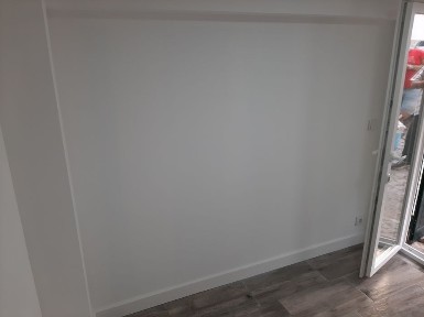 Alugo Arrecadação com casa de banho,nas Fontainhas junto ao LDL.