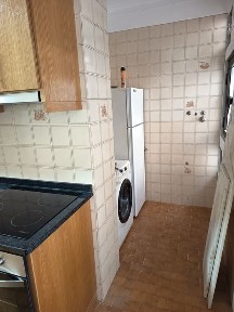 Alugo Apartamento T 3 na rua do Brasil