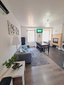 3 Apartamentos em prédio independente