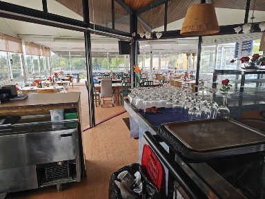 Restaurante pizzaria.