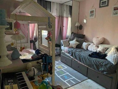Apartamento T3 - Carnide, Rua Manuela Porto - totalmente remodelado, em zona de excelência.