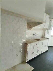 Ajuda T2 remodelado, prédio com elevador