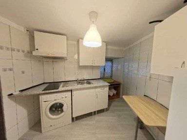 Apartamento para arrendar na zona histórica de Coimbra a 300m da universidade de Coimbra