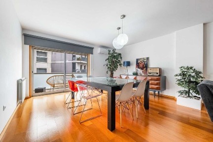 Vende-se apartamento T4 em Braga