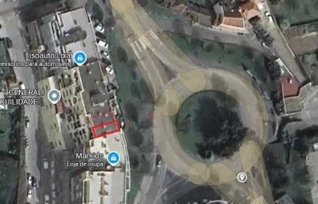 Espaço Comercial com boa visibilidade, na Cidade da Lixa, Felgueiras.