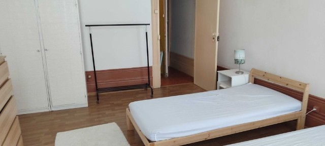 Apartamento 1 para estudantes universitários