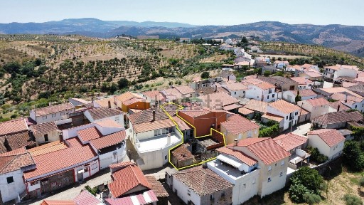 Moradia em banda à venda na Travessa das Franguinhas