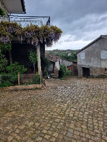 Moradia independente à venda em Lugar de Cima s/n