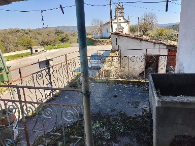 Moradia independente à venda em Torre de Dona Chama